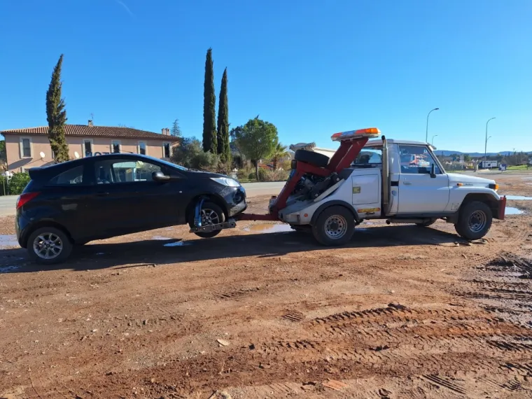 Enlèvement épave Ford Ka à Draguignan, Fréjus, Enlèvement Epave Var