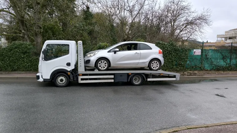 Enlèvement épave Kia Rio à Vidauban, Fréjus, Enlèvement Epave Var