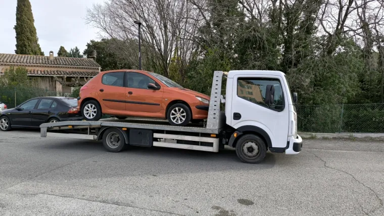 Enlèvement épave Peugeot 206 à Trans en Provence, Fréjus, Enlèvement Epave Var