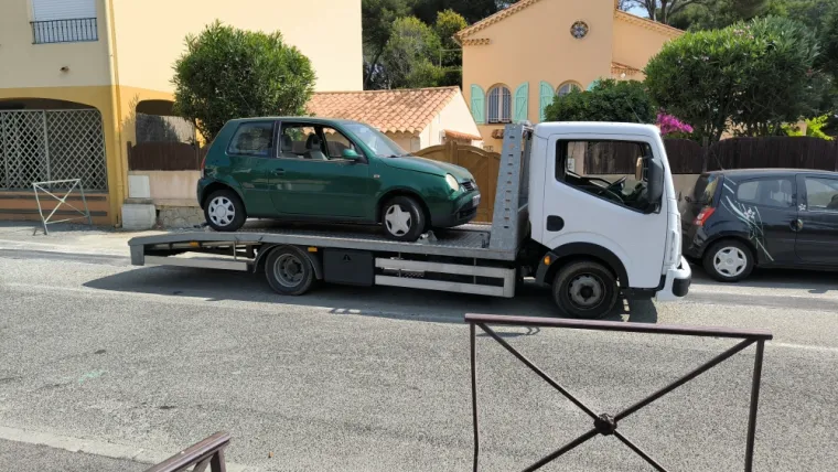 Enlèvement véhicule Volkswagen Lupo à Saint Aygulf, Fréjus, Enlèvement Epave Var