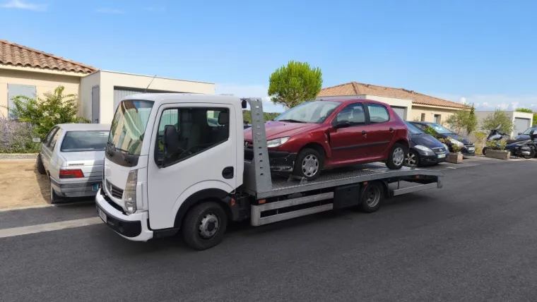 Enlèvement épave Peugeot 206 à Roquebrune sur Argens, Fréjus, Enlèvement Epave Var