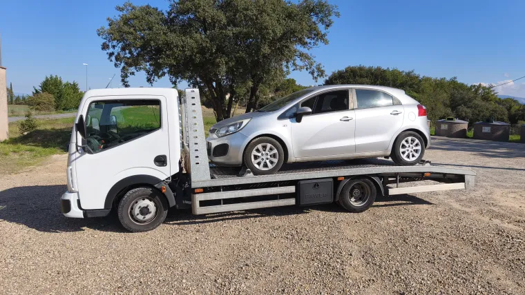 Enlèvement d'un véhicule à Montmeyan par Enlèvement Epave Var, Fréjus, Enlèvement Epave Var