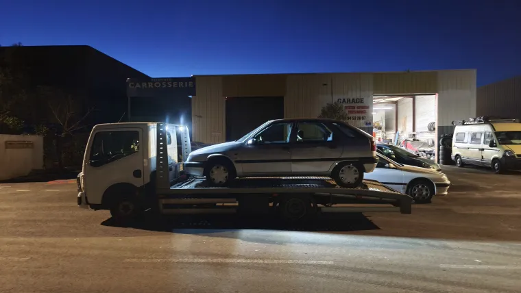 Enlèvement d'un véhicule à Fréjus par Enlèvement Epave Var, Fréjus, Enlèvement Epave Var
